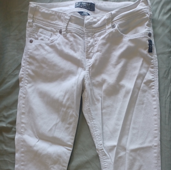 Silver Suki Capris, super stretch, white jeans - Picture 5 of 6